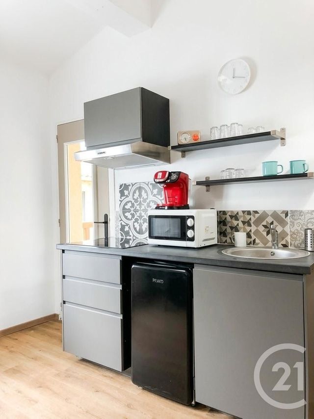 Appartement F1 bis à louer - 2 pièces - 23.29 m2 - MARSEILLE - 13006 - PROVENCE-ALPES-COTE-D-AZUR - Century 21 La Plaine
