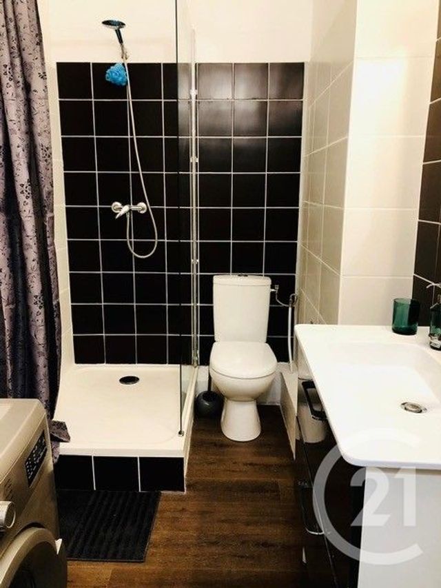 Appartement F1 bis à louer - 2 pièces - 23.29 m2 - MARSEILLE - 13006 - PROVENCE-ALPES-COTE-D-AZUR - Century 21 La Plaine